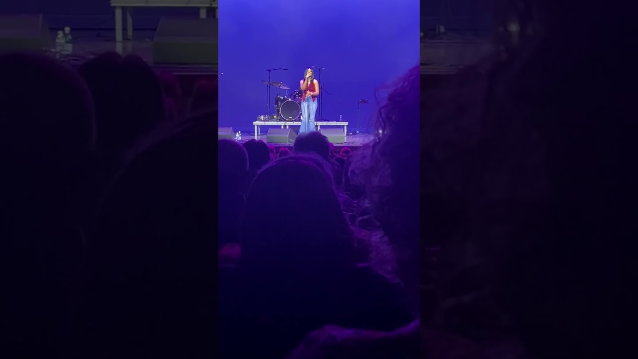 Tristan McIntosh and The Linda Ronstadt Experience performing The Eagles' 