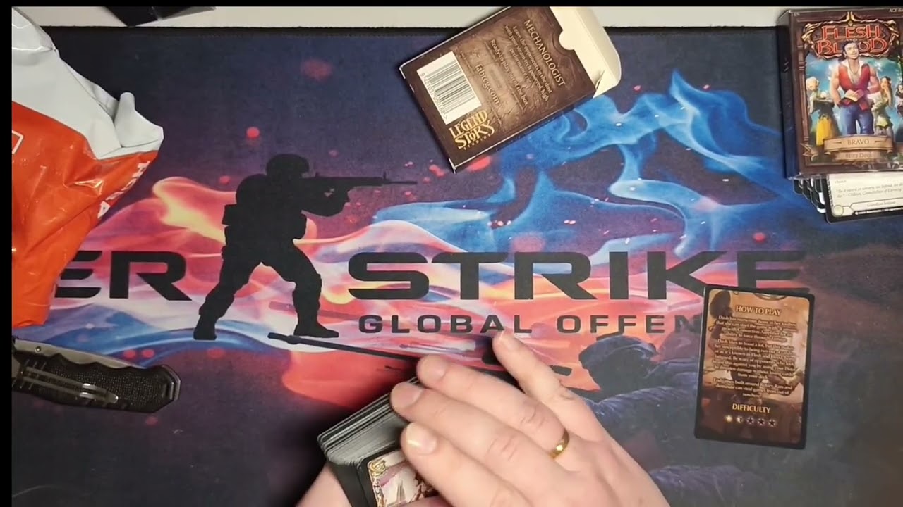 Розпаковка купівлі з рук двух Blitz дек  по Flash and Blood TCG: Bravo та Dash History Pack 1