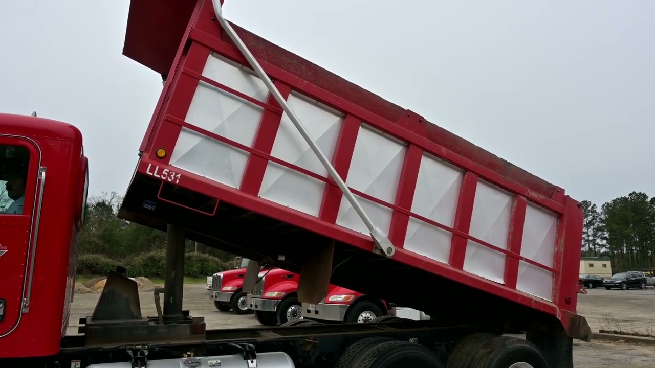 2016 PETERBILT 348 For Sale