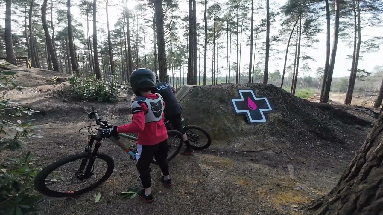 Swinley Summit MTB Session | Jumps, Trails & Flow | March 8, 2025 | MTB Rebels