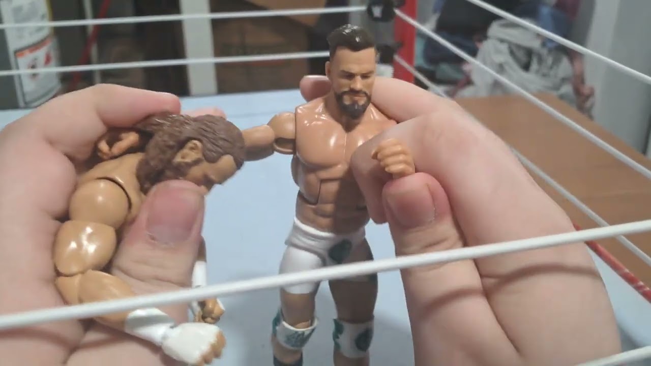 Austin Theory vs Sami Zayn 