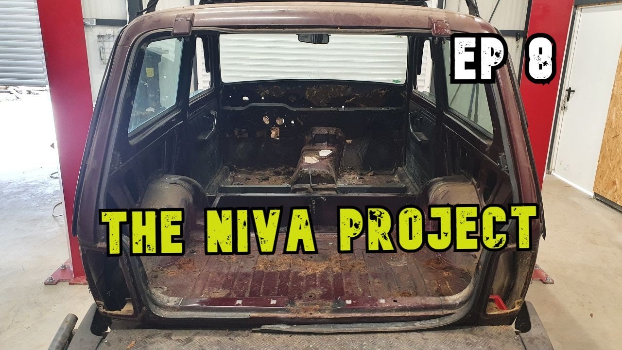 Removing Everything else from the Interior on my LADA NIVA (everything is out!!) //  Ep8