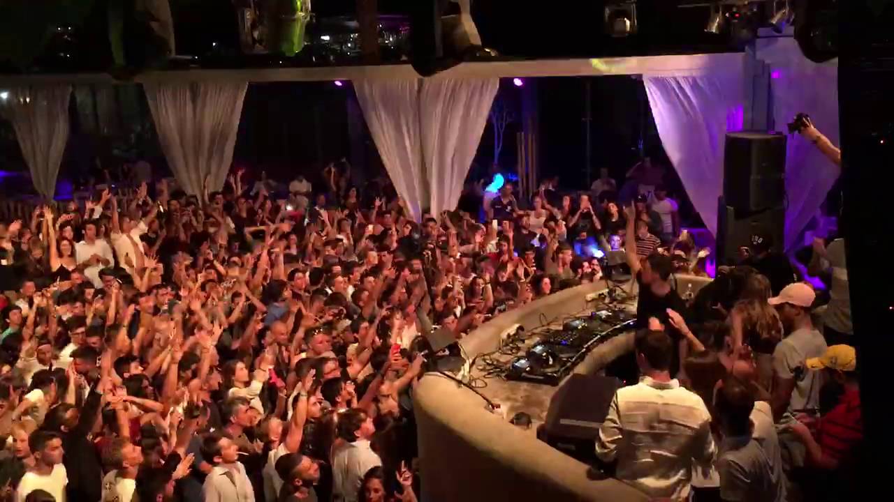 Martin Garrix - Live @Mykonos Summer 2016