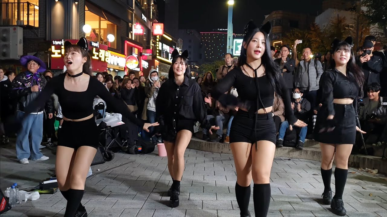 [STREET ARTIST] LADY B. HALLOWEEN HONGDAE SHOW BUSKING. 231031.
