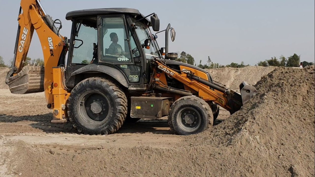 CASE Backhoe-Working for Dam Construction-Flood Hit Area