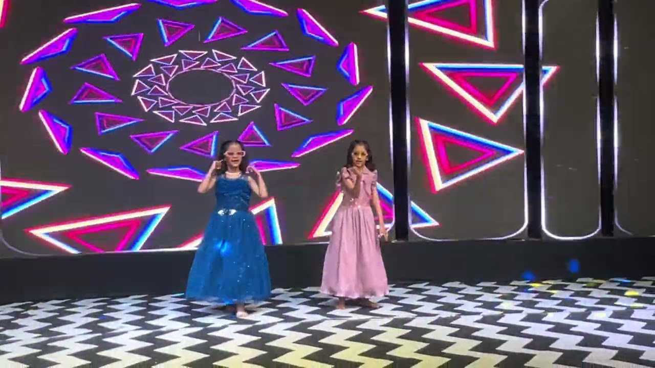 Wedding Dance | Little princess dancing at a wedding | Full Performance.