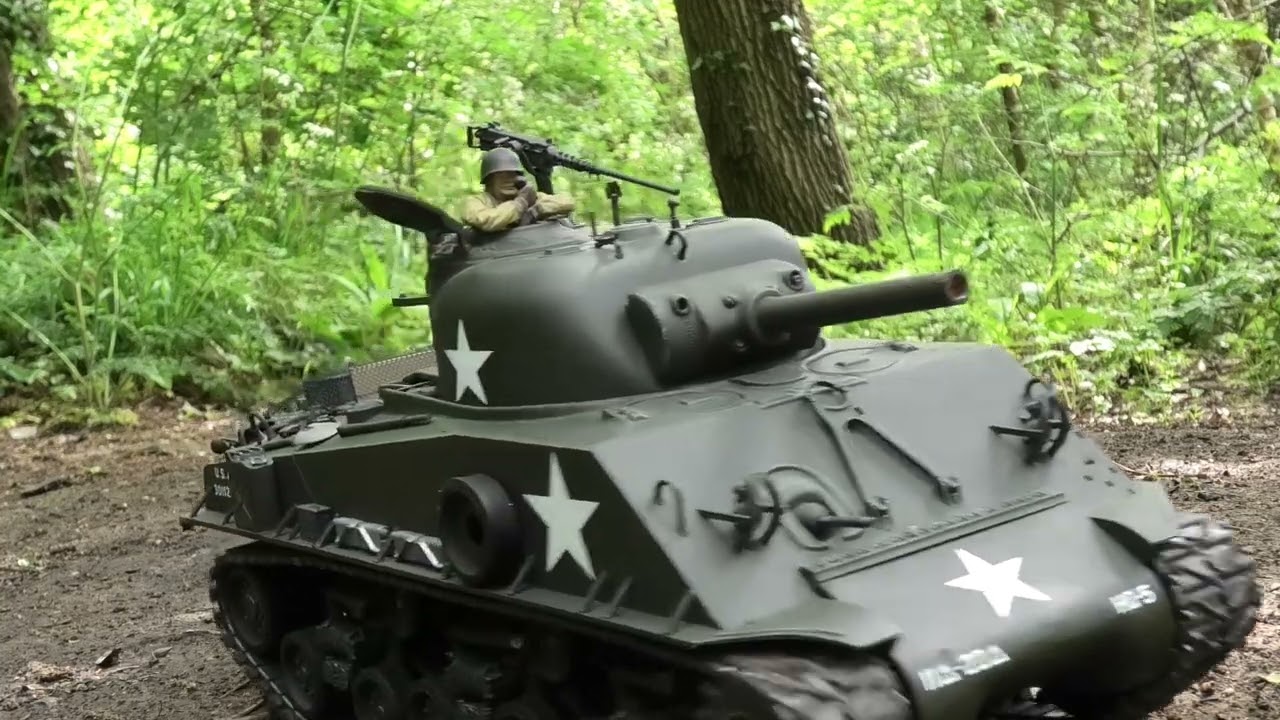 Tamiya RC  1/16 M4 Sherman DMD Full Option Kit - Operational Run