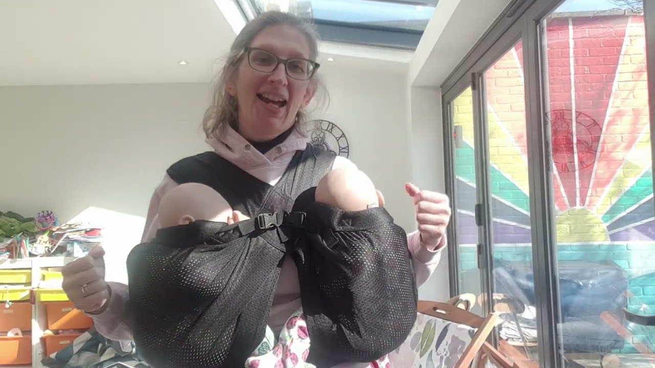 Mini Monkey TWIN mesh carrier review