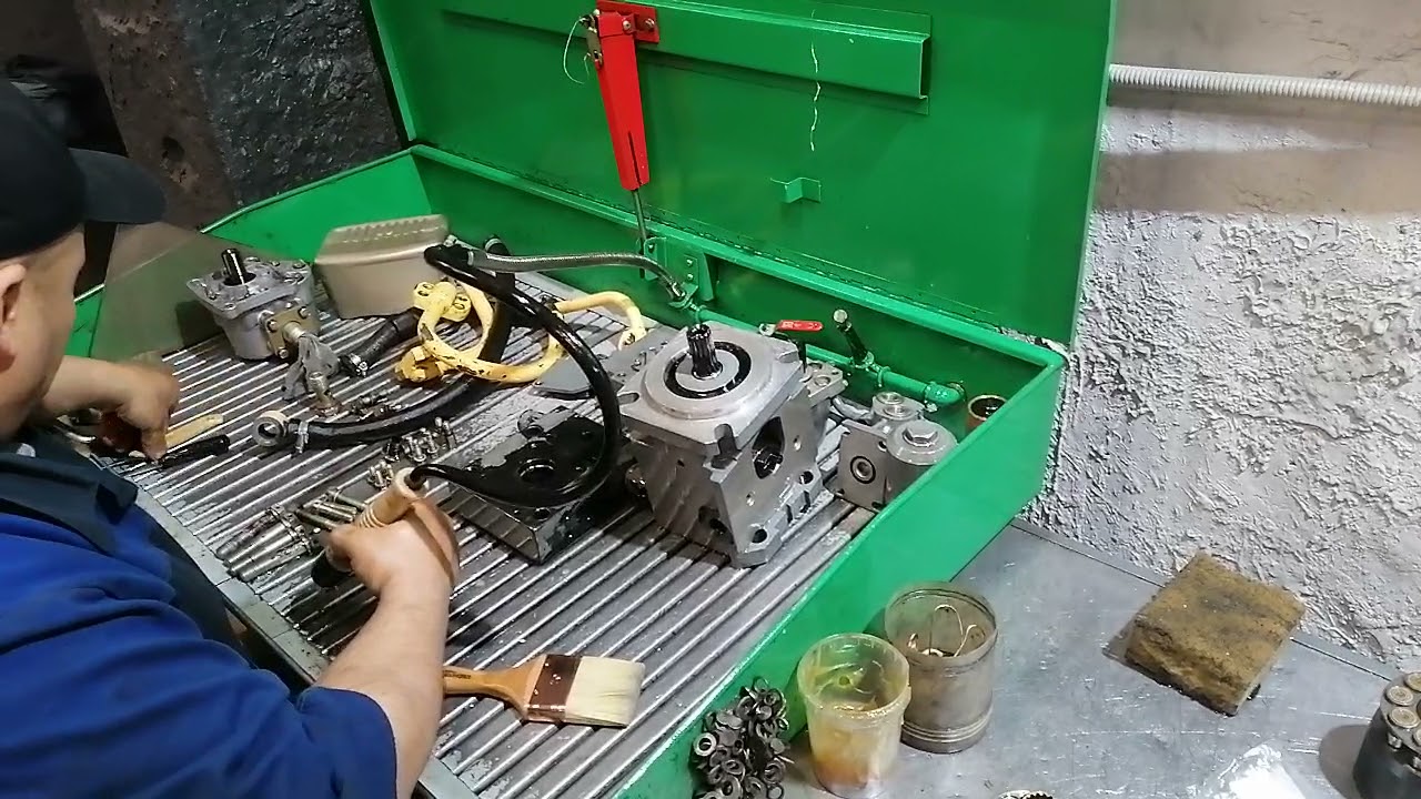 Разбор рекламации гидронасоса МКРН. МКСМ 800 ремонт гидравлики из Саратова.