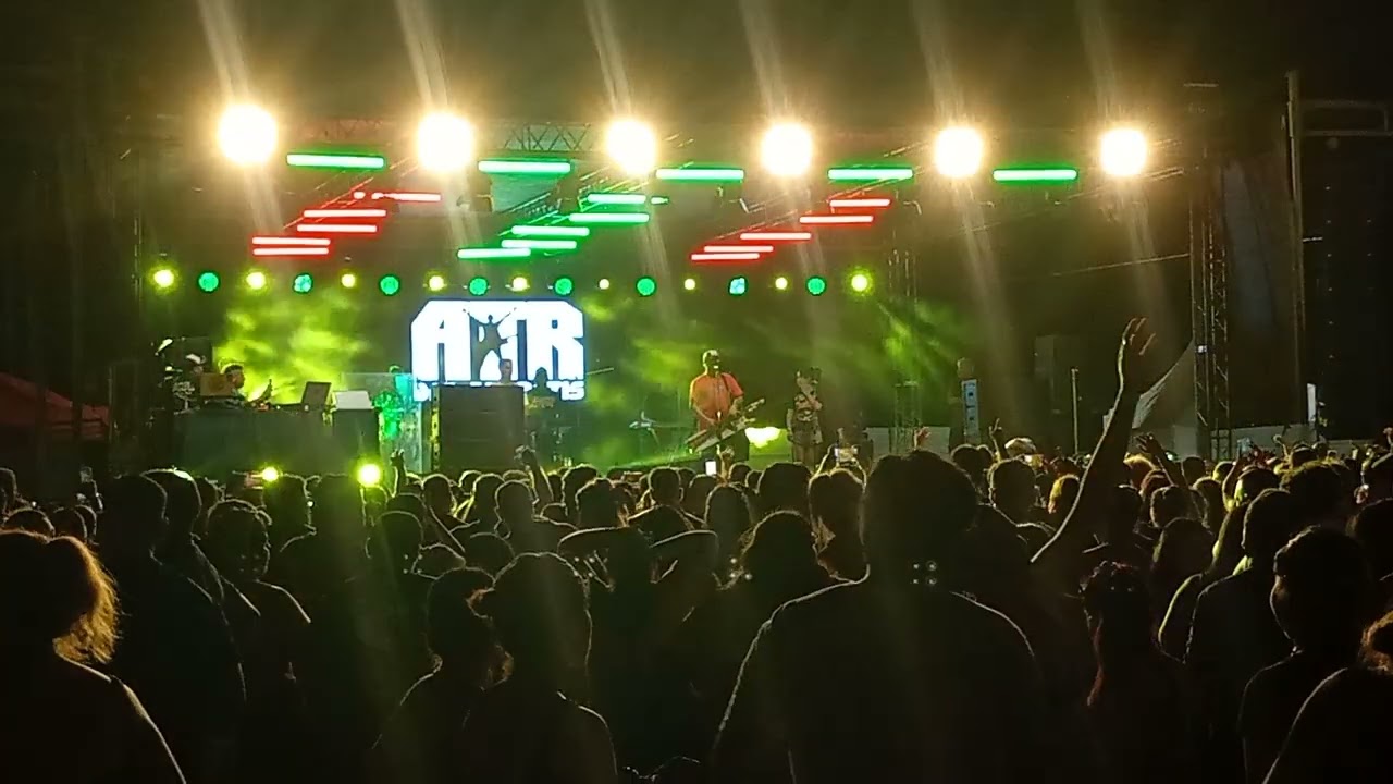 Recital de dama gratis (radio vlogs sin filtro presente en el carnaval de la sala )