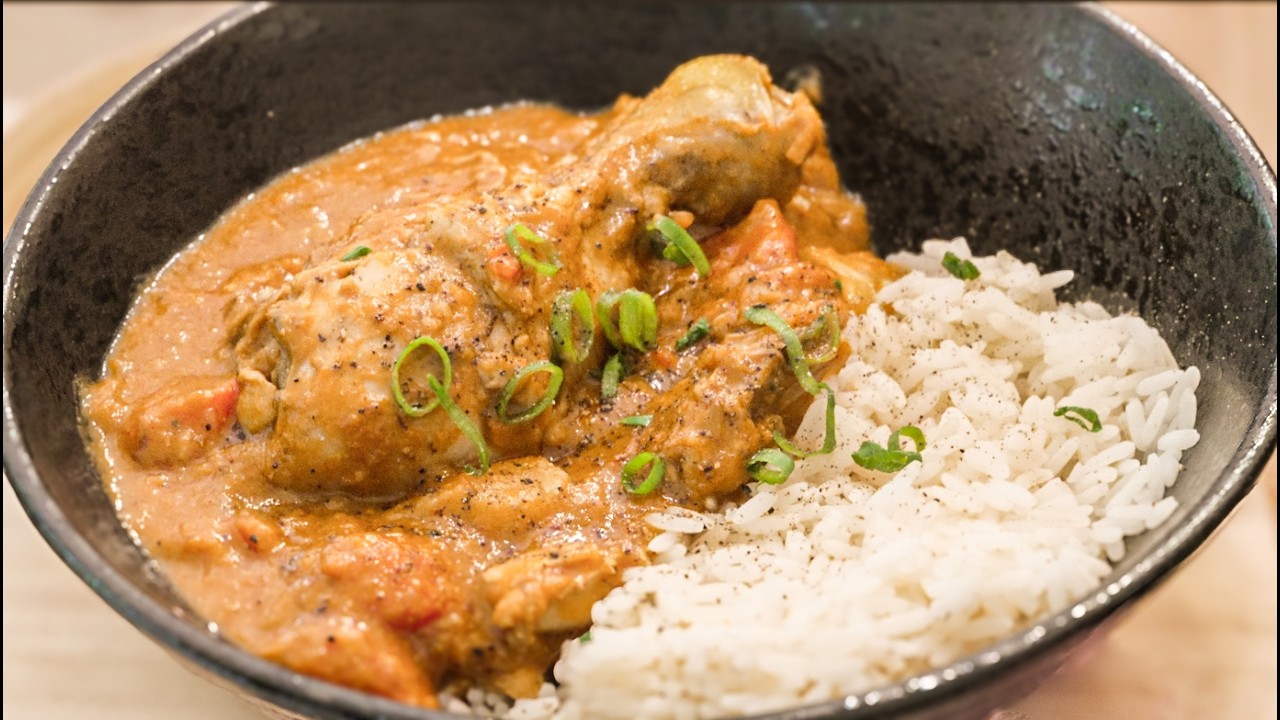 Poulet mafé avec des légumes - Sénégal