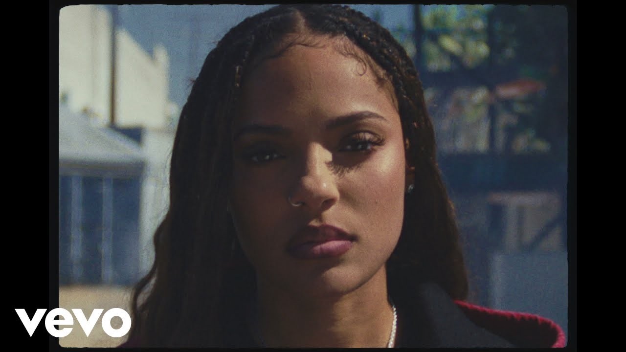 Samara Cyn - MFTB (Official Visualizer)