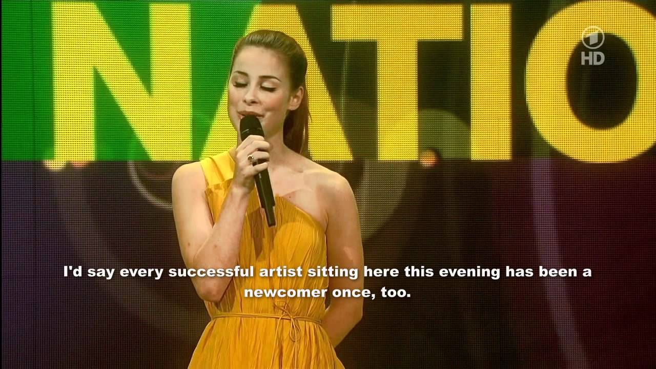 Lena Meyer-Landrut - ECHO 2012 presenting the best newcomer award (english subs)