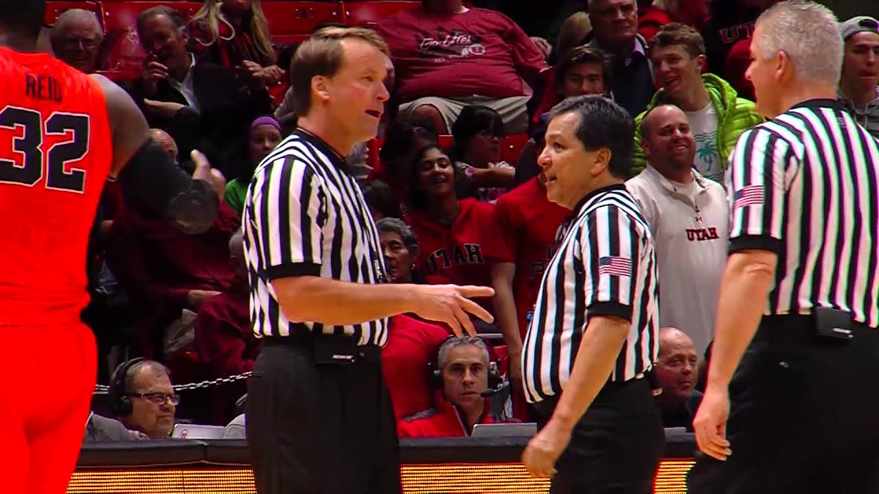 Jarmal Reid ejected for intentionally tripping referee