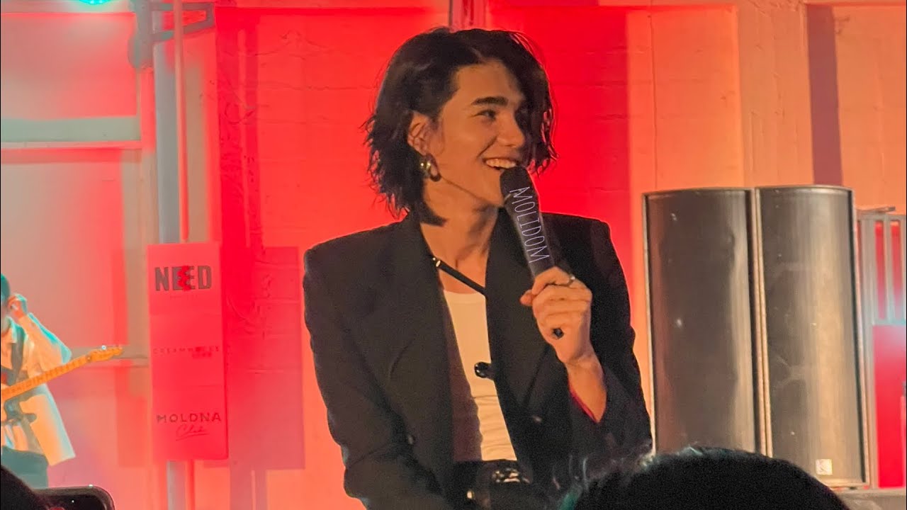 ช่วงเวลา - Zweed n’ Roll by Jeff Satur