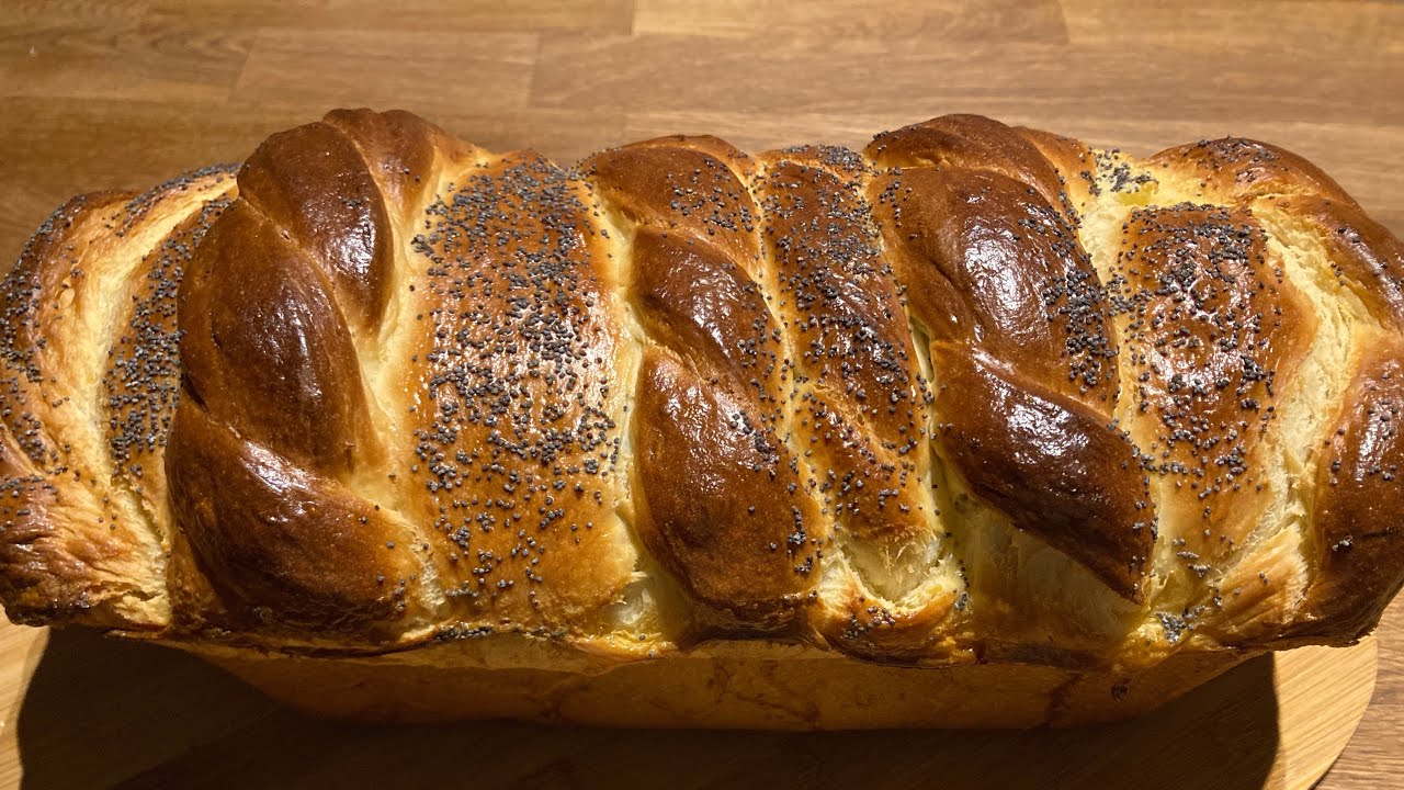 Cozonac Pufos cu Brânza / Brioche with cheese