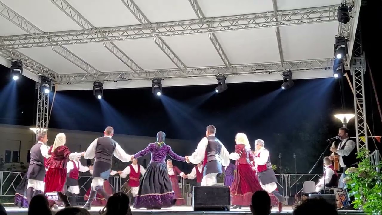 Gruppo Folk Olbiese. Apertura balli sardi. San Simplicio 2022