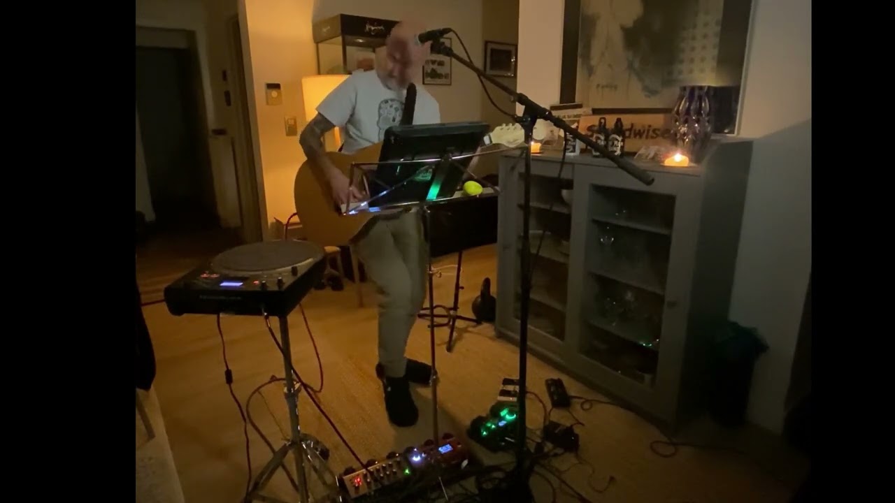 Livestream 'Easy', first test Sheeran Looper +