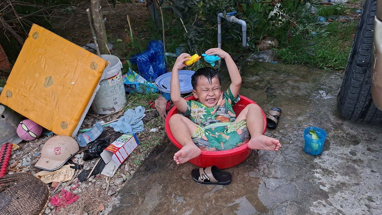 Chuột Thấy Mẹ Lấy Cây Là Bỏ Chạy #meconnhachuot #chuotthaymelaycaylabochay