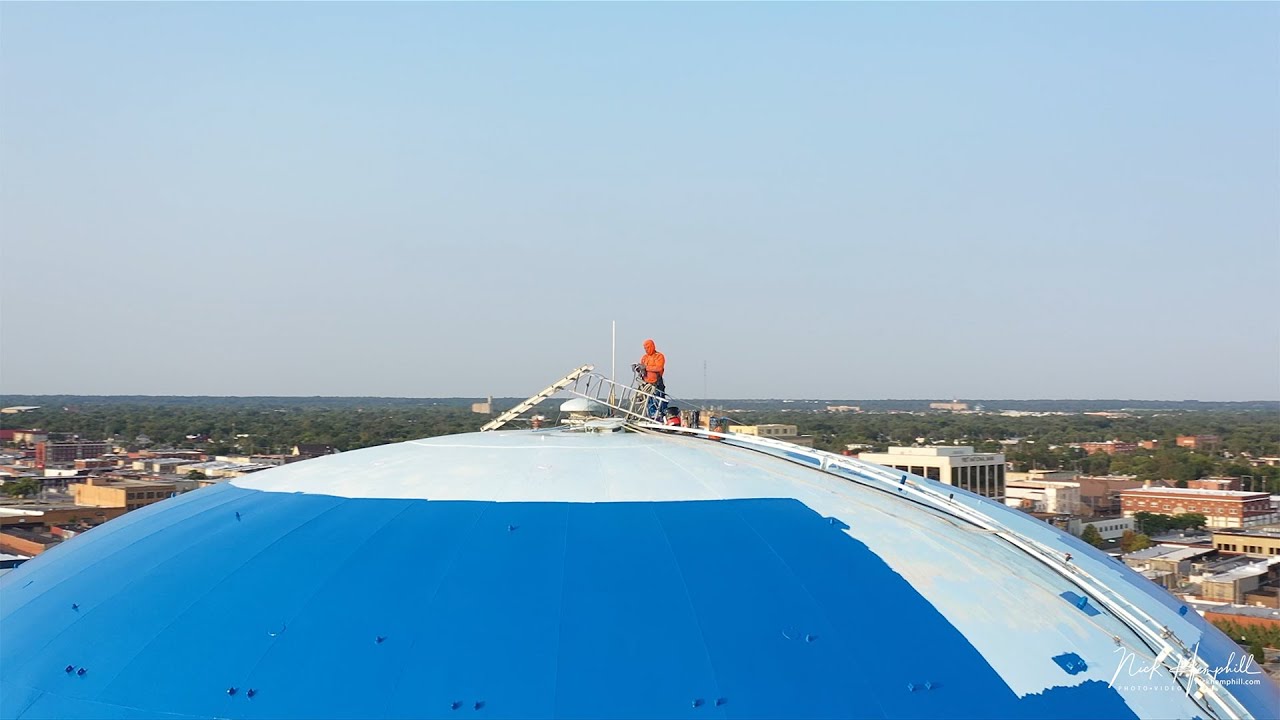 Painting the Hutchinson water tower