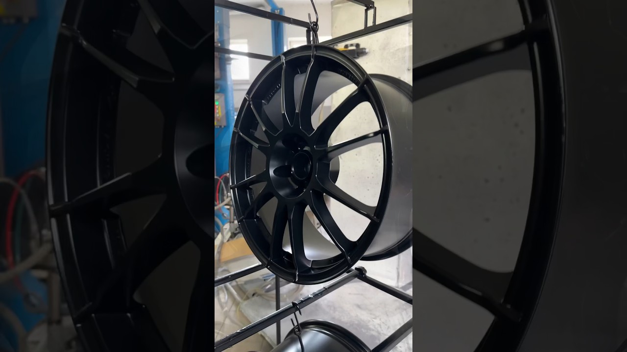 OZ Felgen in Schwarz Matt Pulverbeschichtet