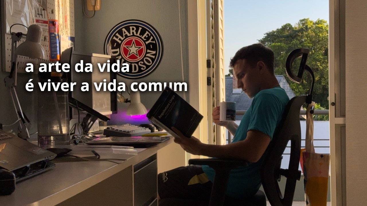 a rotina comum de um programador - código, livros, esportes