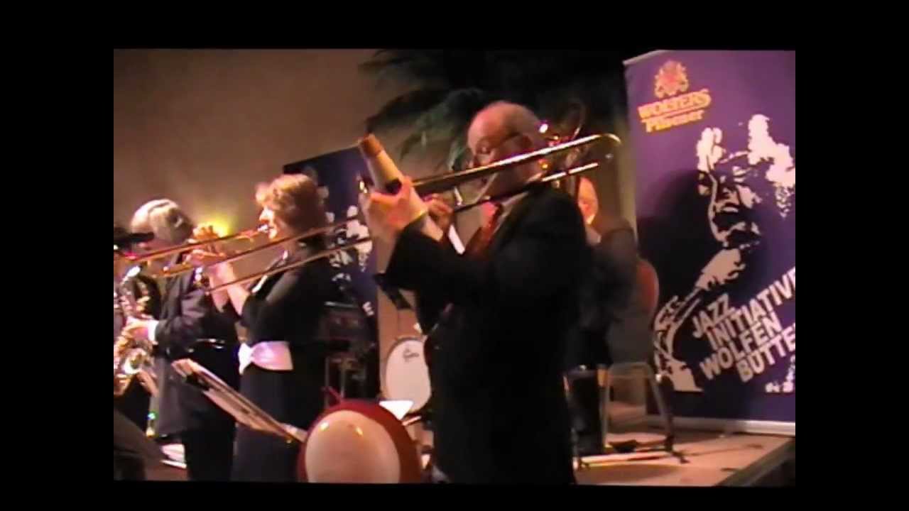 Gypsy Without A Song - Andors Jazz Band