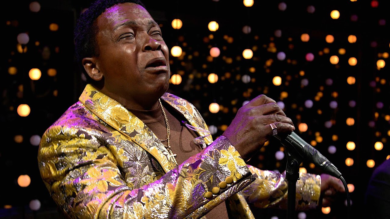 Lee Fields - Honey Dove (Live on KEXP)