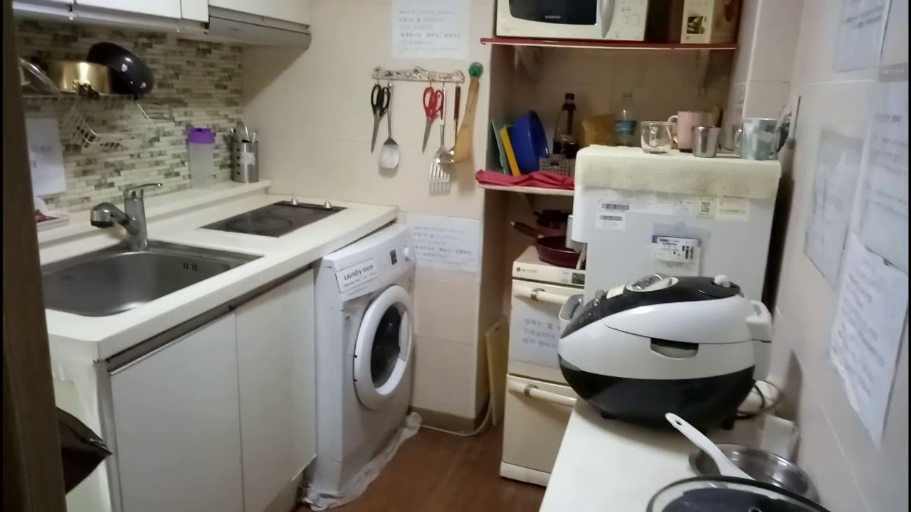 Cheap room in Korea $200 a month!! Goshiwon- WiFi Speed Test