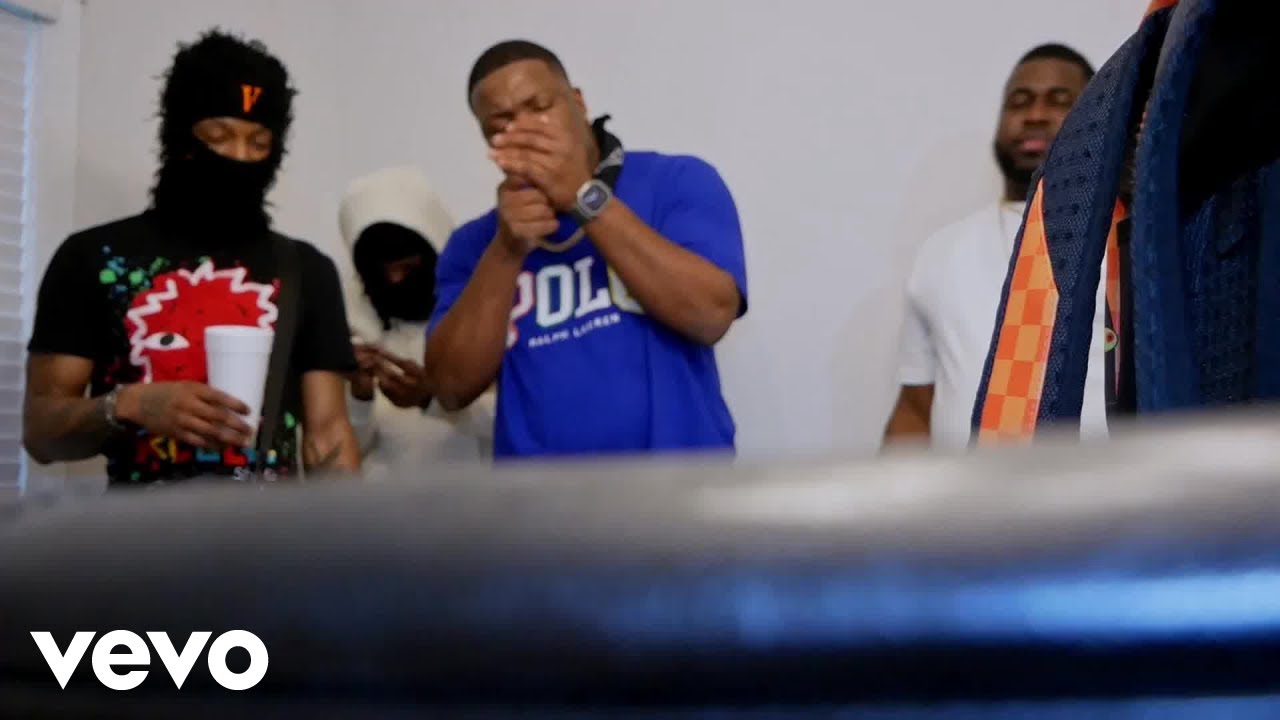 Specialist - Bread Winner | Official Music Video ft. Rich In Foreign