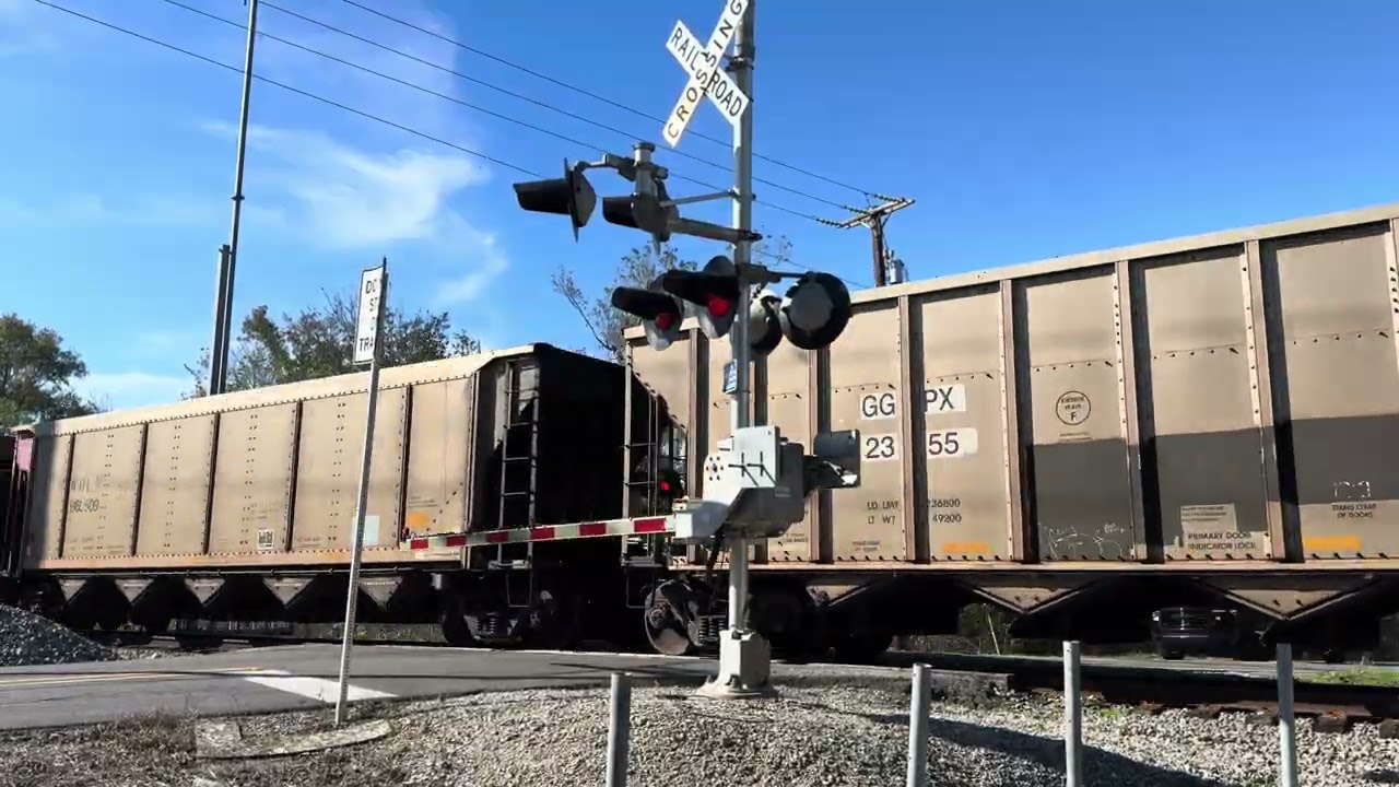 CN 3902 Video 2 of 2 At LA-626 Thru St Rose LA (Filmed: 12/29/24)