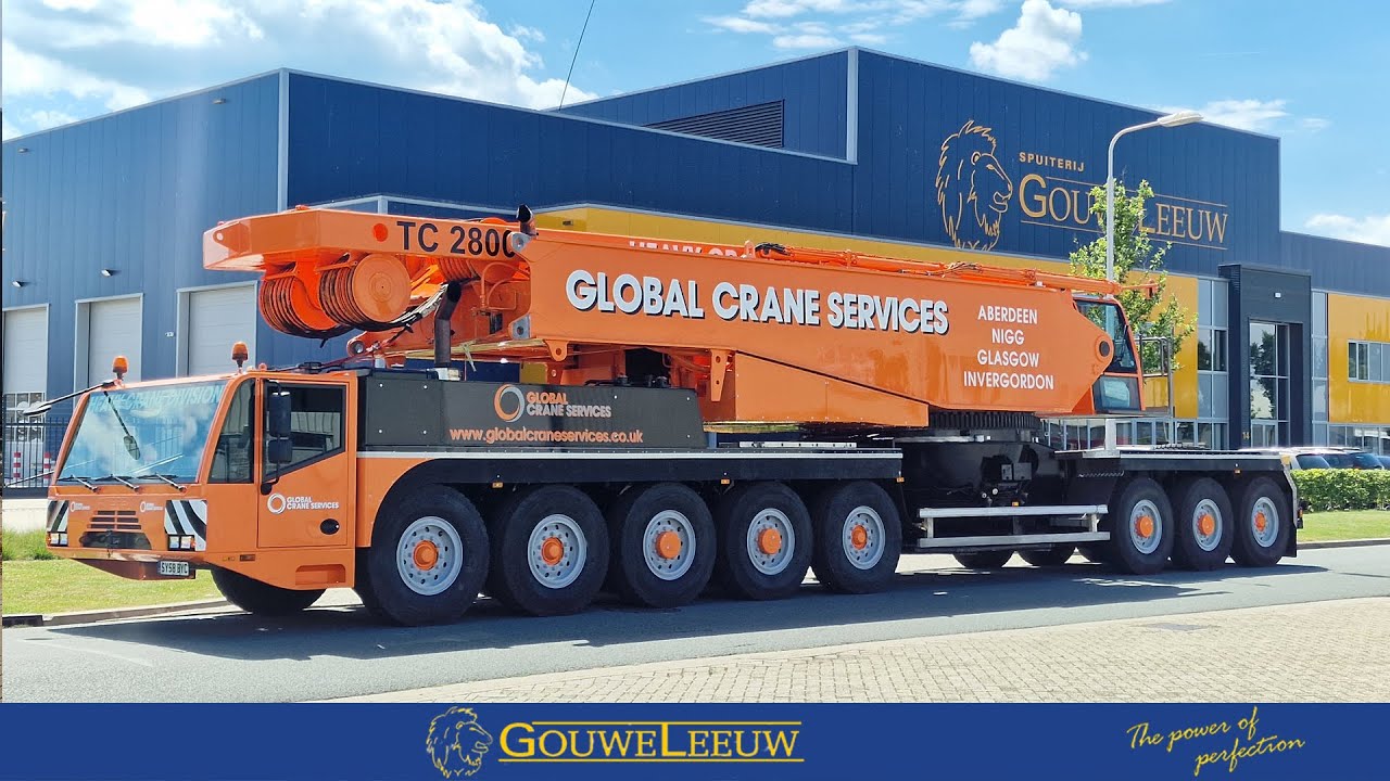 XXL RESTORATION TEREX DEMAG TC 2800-1 | Paint shop Gouweleeuw