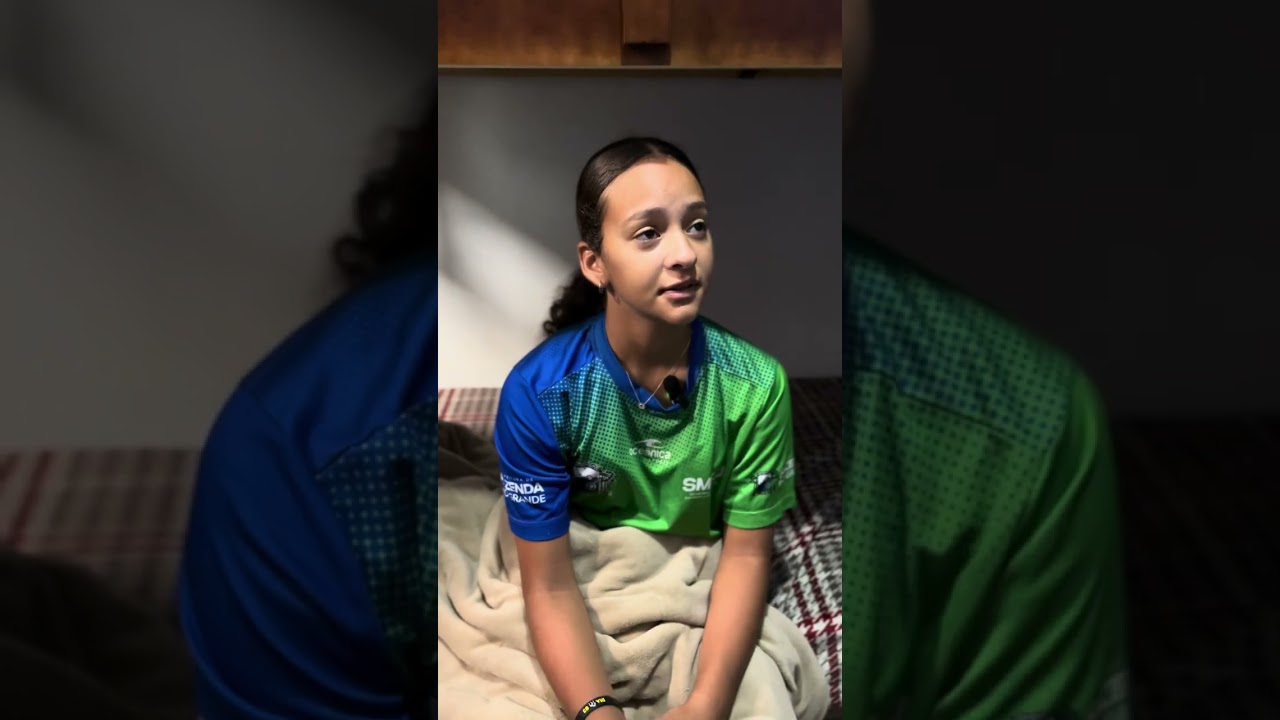 Madrasta fazia isso com a enteada até que a casa dela caiu