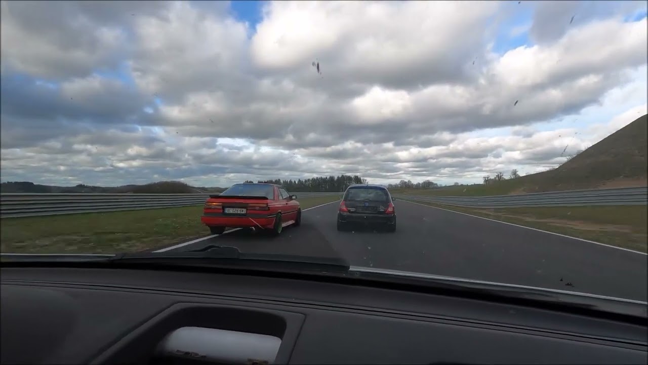circuit du mas du clos 120323    2X CLIO RS T16