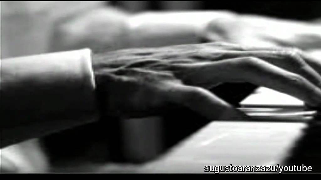 TRIBUTO A PAPO LUCCA - PIANO MAN by augustoaranzazu