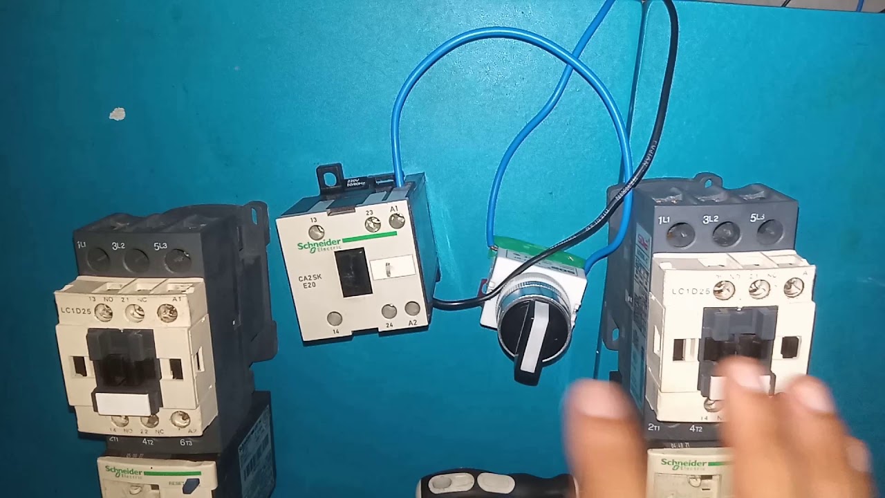 Control relay or Schneider CA2 SK E20