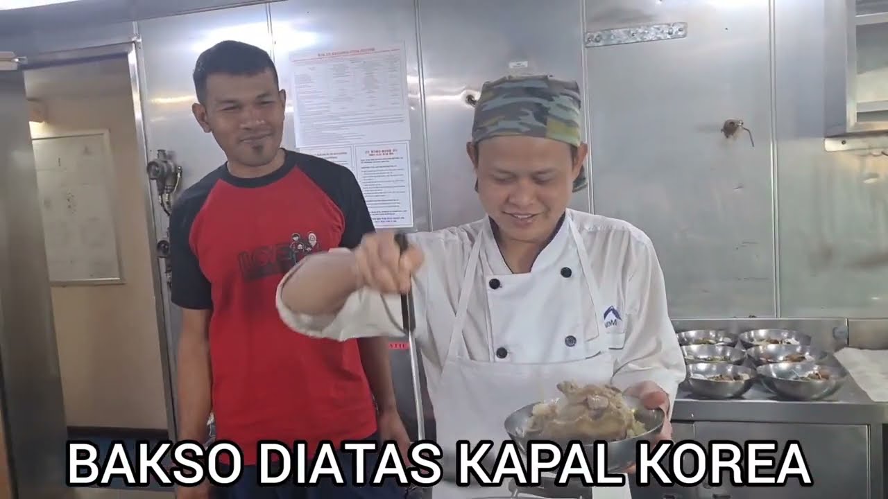 NGEBAKSO DI DIATAS KAPAL KOREA,,, KEREENNN.