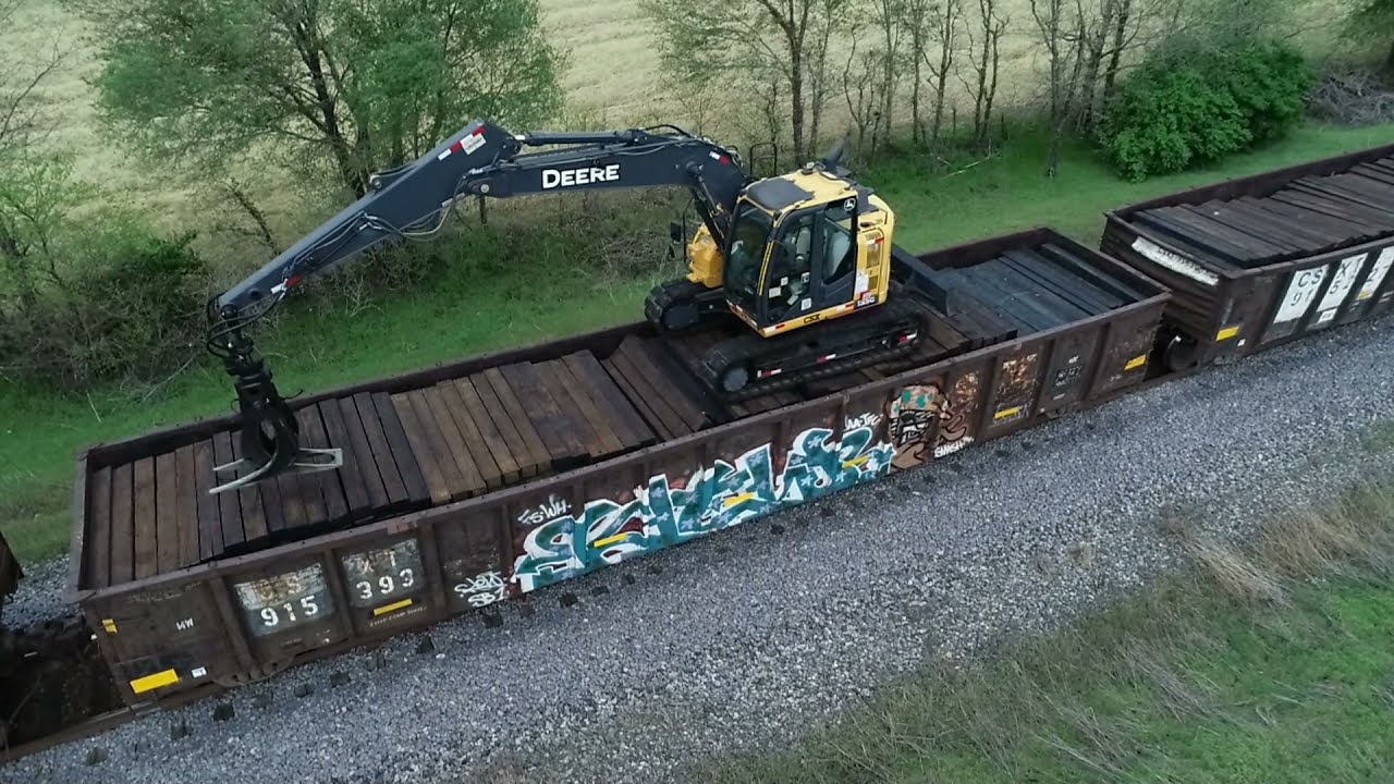 CSX Dropping Railroad Ties on the CE&D Sub