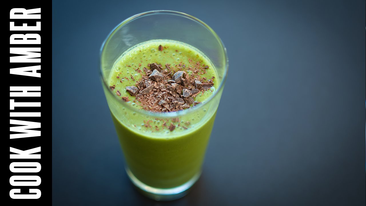 Vanilla Chocolate Chip Mint Smoothie | Cook With Amber