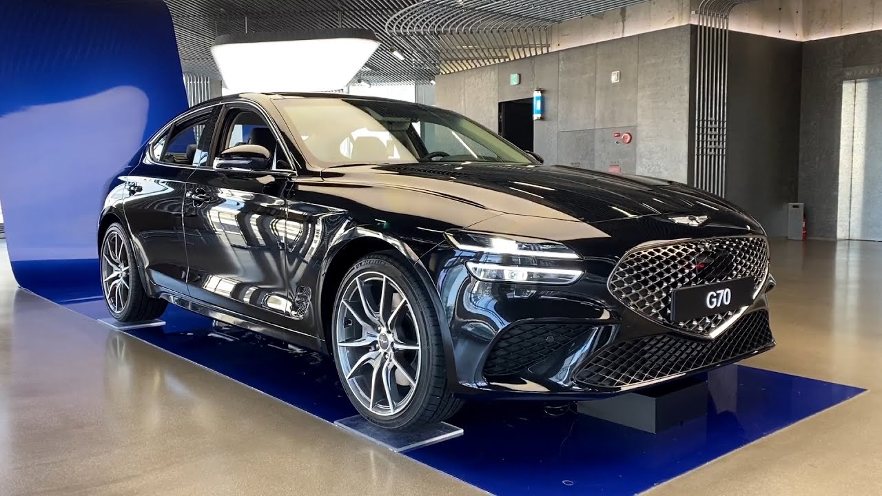 2022 Genesis G70 Facelift Exterior & Interior | Walkaround, First Look