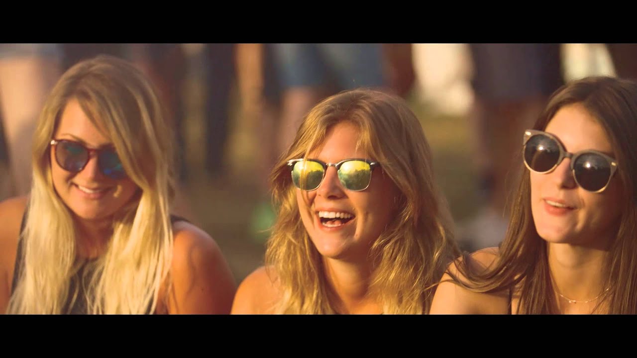 Falling in Love with the Lakeside 2015