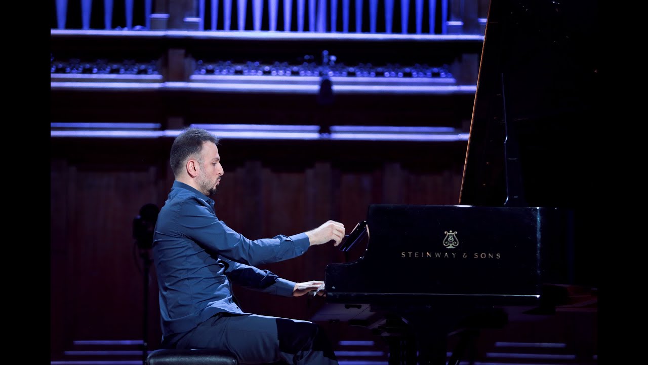 BRAHMS. Passacaglia from Symphony No.4. VARTANIAN piano