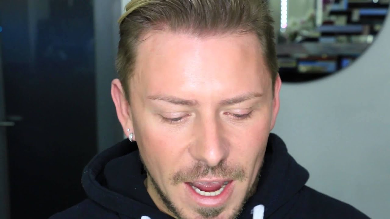 THE MOST AMAZING FOUNDATION TIP YOU'LL EVER LEARN!