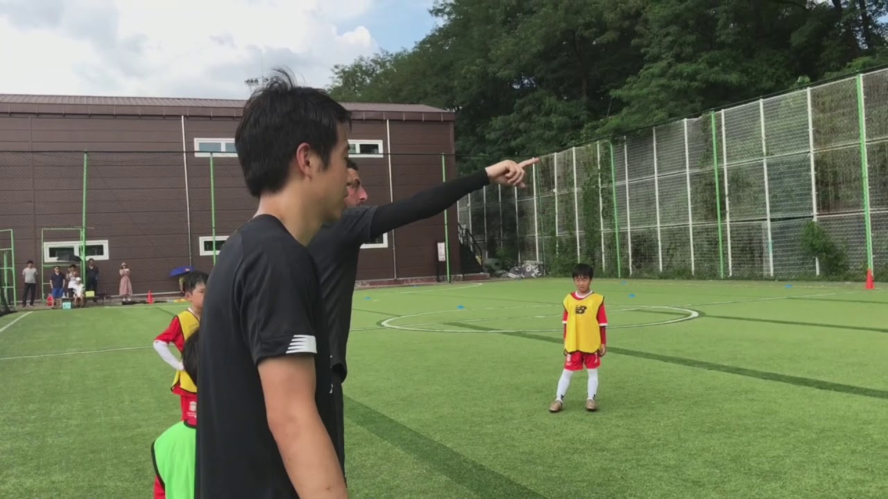 리버풀 FC 아카데미 U8 Passing and Receiving (패싱 앤 리시빙) 훈련 영상