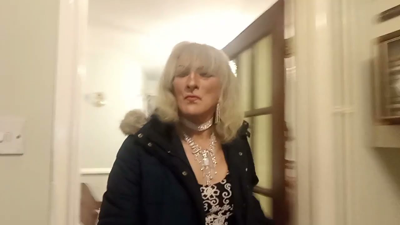 Cross Dressers Selfies. Just some shots of myself close up. paulamaninaskirtfun 