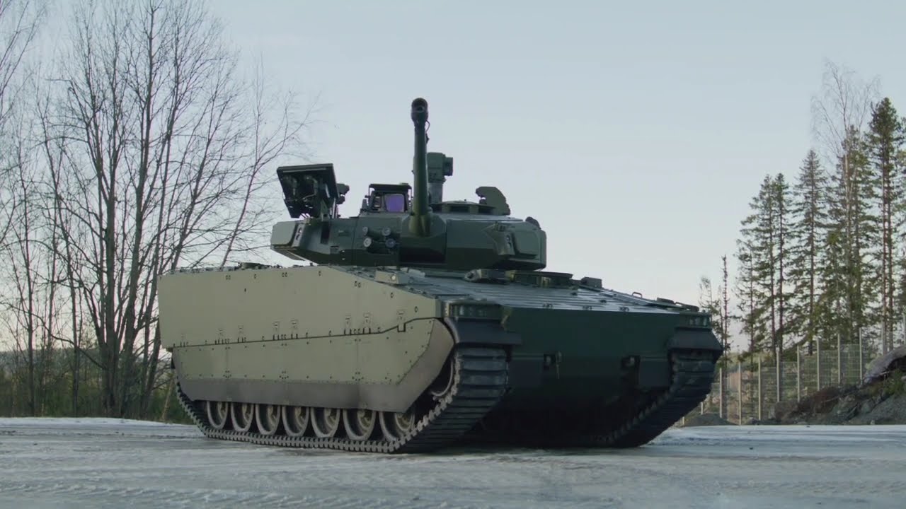Vo Švédsku odhalili prvé slovenské bojové vozidlo CV9035MkIV