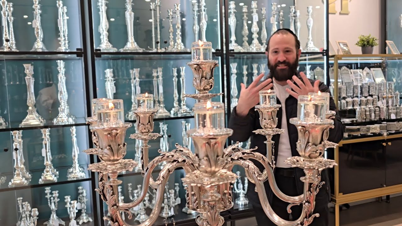 GLUZZ LICHT Beautiful new line of Shabbos Candles by Madlikin | Clear wax/oil comes off with no mess