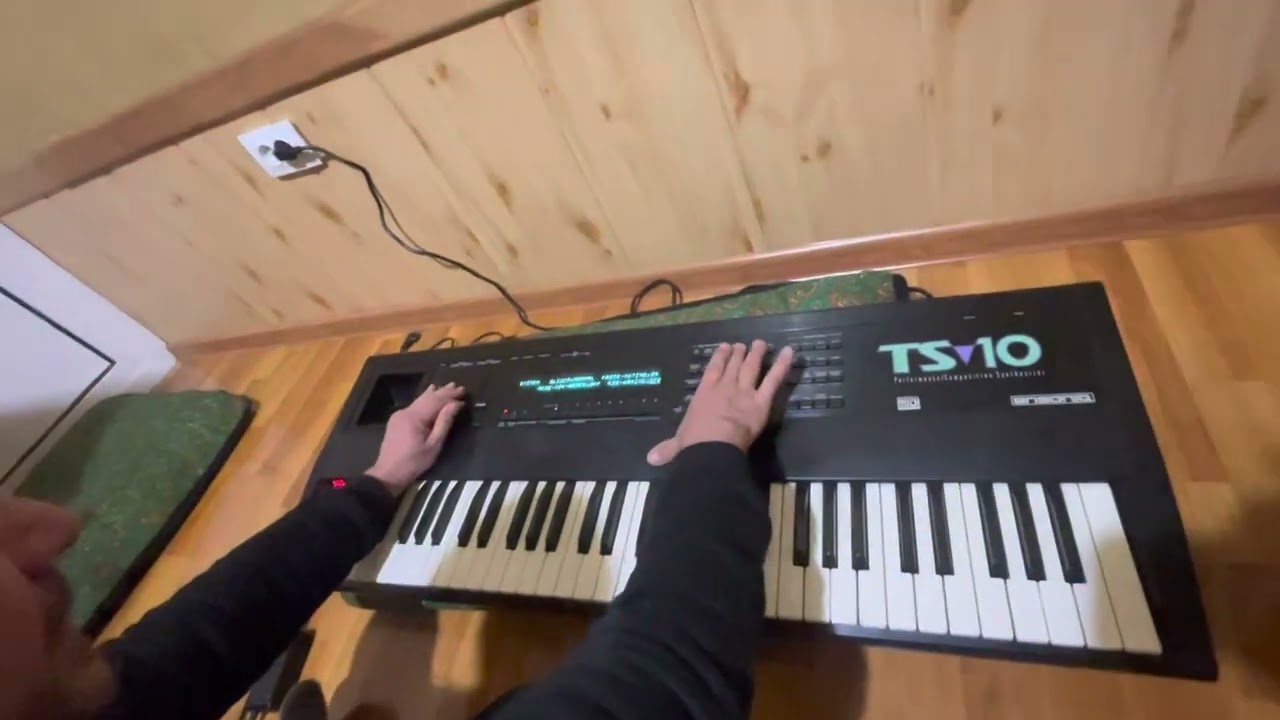 QASHQADARYO ENSONIQ TS 10 SET 2023 93 385 00 64