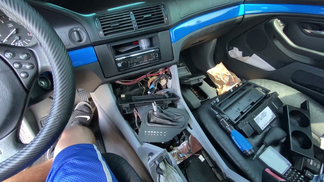 Демонтаж центральной консоли BMW E39