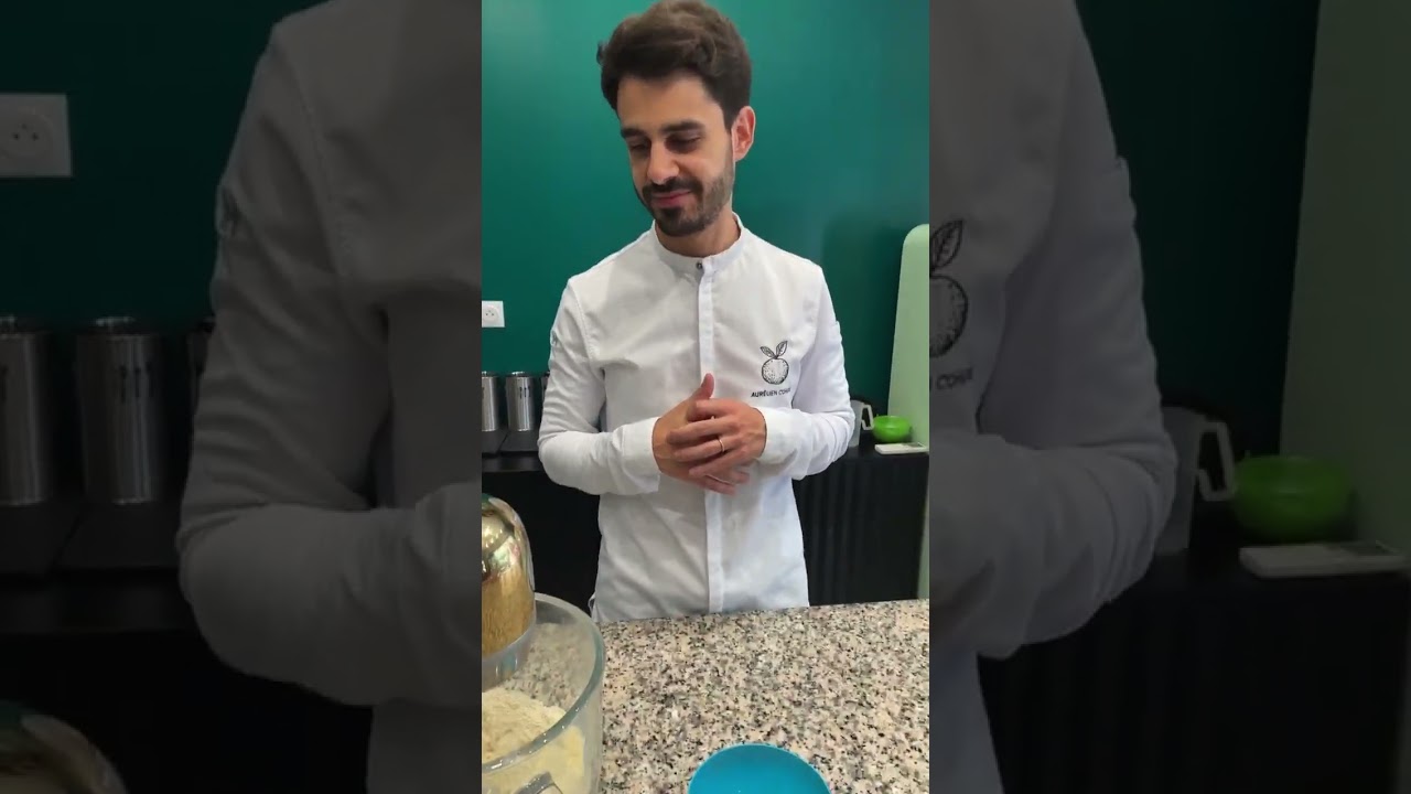 Recette de tarte cassis, myrtille et cream cheese avec Aurélien Cohen